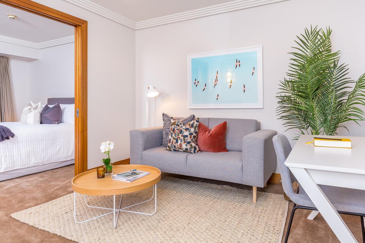 Stylish Central City Apartment With Pool And Gym Auckland Bagian luar foto